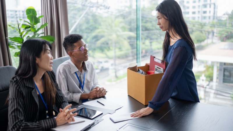 Une remise de lettre de démission à cause d'un mauvais management